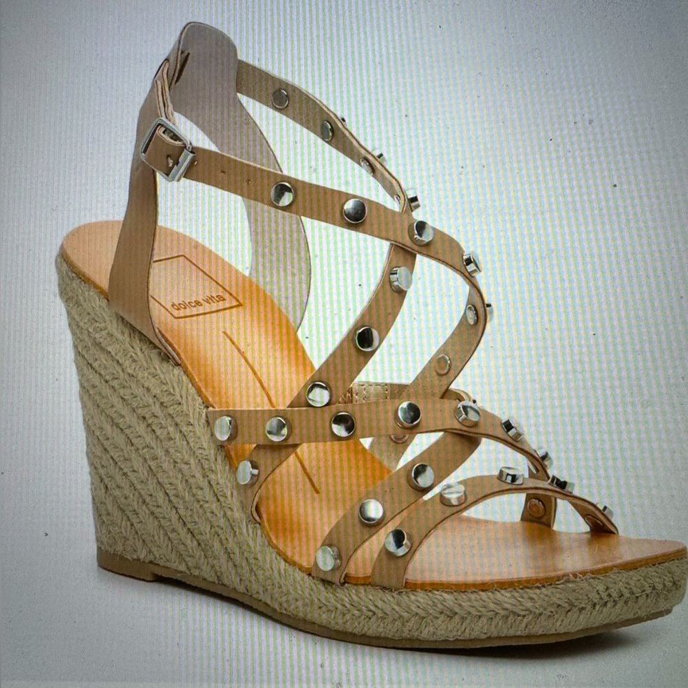 Dolce Vita espadrille wedge sandal. Never been worn!